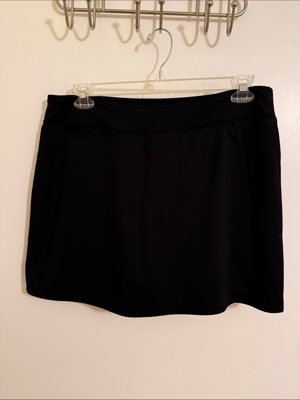be inspired Black Skort - Sleek Everyday Staple